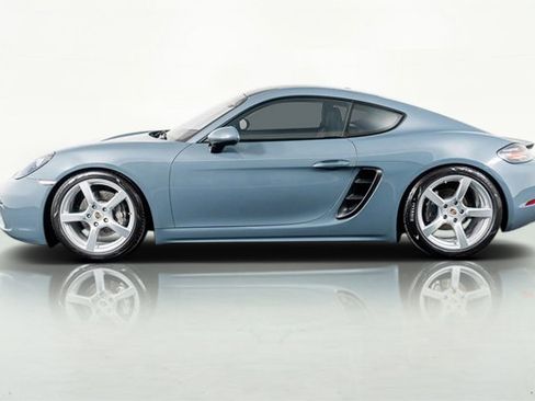 Used 2017 Porsche 718 Cayman Base image 16