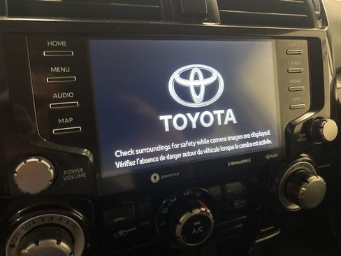 Used 2024 Toyota 4Runner TRD Off-Road Premium image 20