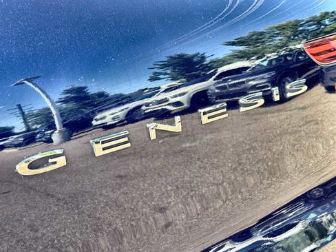 Used 2025 Genesis GV70 2.5T AWD/4WD image 16