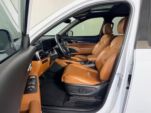 Used 2024 Kia Telluride SX Prestige X-Pro AWD/4WD image 19