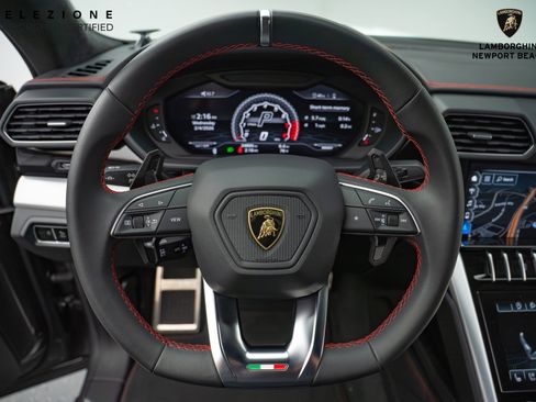 Used 2021 Lamborghini Urus image 27