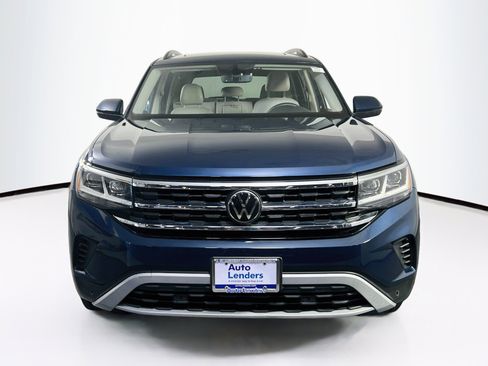 Used 2023 Volkswagen Atlas SE AWD/4WD image 2