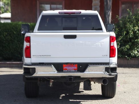Used 2024 Chevrolet Silverado 2500 LTZ w/ LTZ Convenience Package AWD/4WD image 7