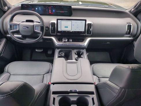 New 2025 Ford Expedition Platinum w/ Stealth Appearance Package image 17