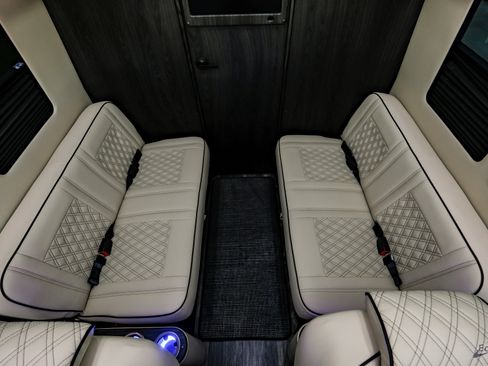 Used 2025 Mercedes-Benz Sprinter 3500 image 99