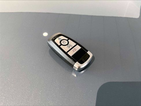 Used 2024 Ford Bronco Badlands image 34