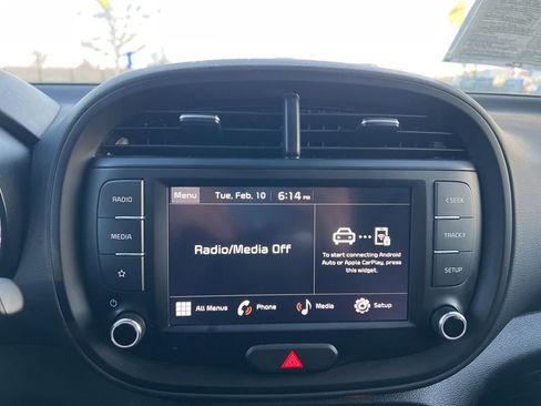 Used 2025 Kia Soul LX w/ LX Technology Package image 18