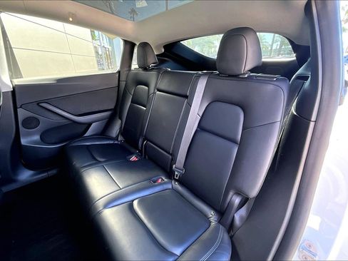 Used 2021 Tesla Model Y Performance image 25