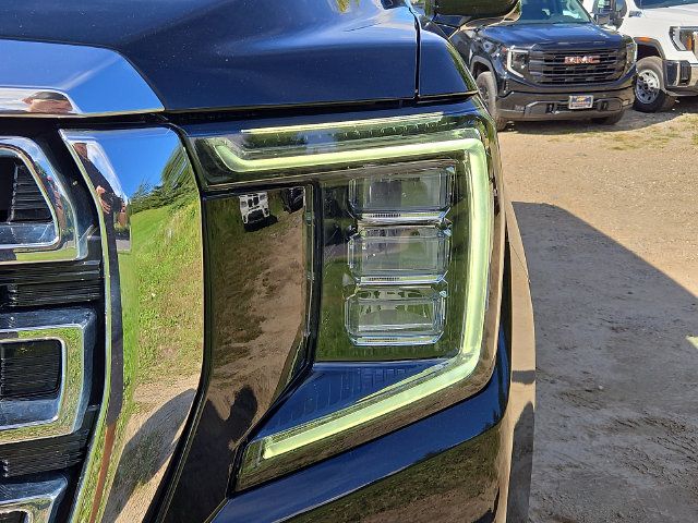 Used 2022 GMC Yukon XL SLT w/ SLT Premium Package AWD/4WD image 29