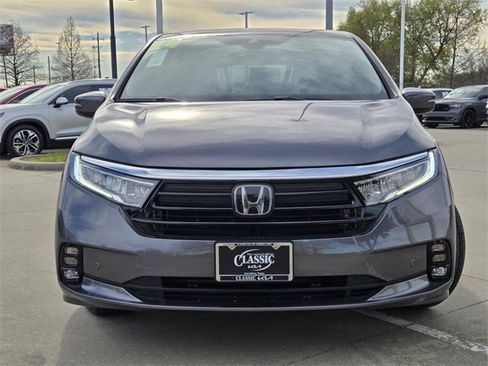 Used 2024 Honda Odyssey Elite image 2