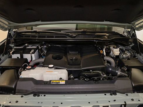 Used 2025 Toyota Tundra SR5 w/ SR5 Premium Package image 20