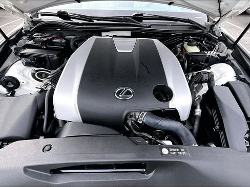 Used 2017 Lexus IS 300 AWD image 10