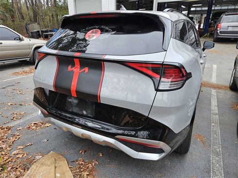 Used 2023 Kia Sportage SX image 7