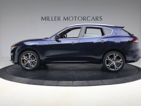 Used 2023 Maserati Levante Modena image 3