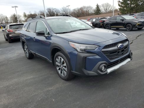 Certified 2023 Subaru Outback Limited image 4