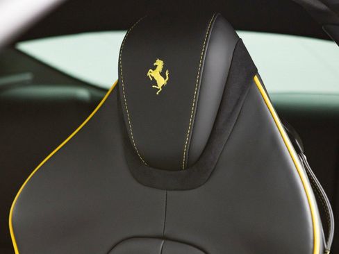Certified 2022 Ferrari Roma RWD image 51