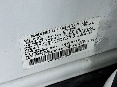 Used 2024 Nissan Ariya AWD image 12