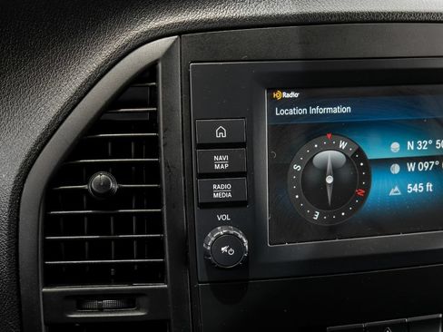 Used 2023 Mercedes-Benz Metris image 20