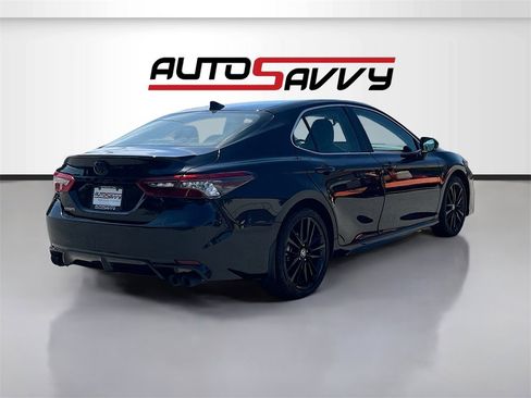 Used 2024 Toyota Camry XSE image 7