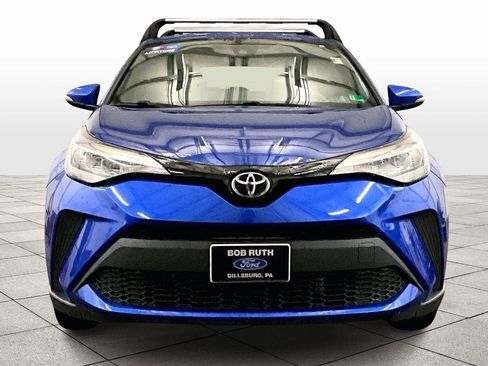 Used 2020 Toyota C-HR XLE image 3