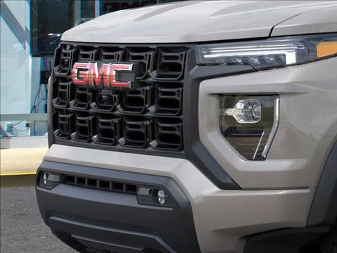 New 2026 GMC Canyon Elevation image 13
