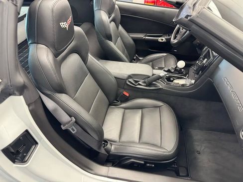 Used 2013 Chevrolet Corvette Grand Sport w/ 3LT Preferred Equipment Group RWD image 19