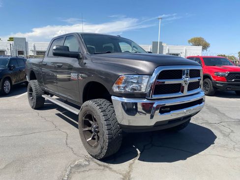 Used 2018 RAM 2500 Tradesman w/ Chrome Appearance Group AWD/4WD image 3