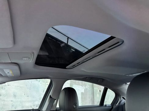Used 2014 Chevrolet SS RWD image 24