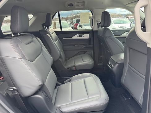 New 2026 Ford Explorer Active w/ Active Comfort Package image 28