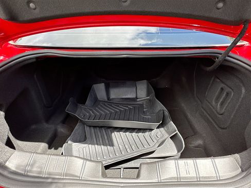 Used 2021 Chevrolet Camaro SS image 23