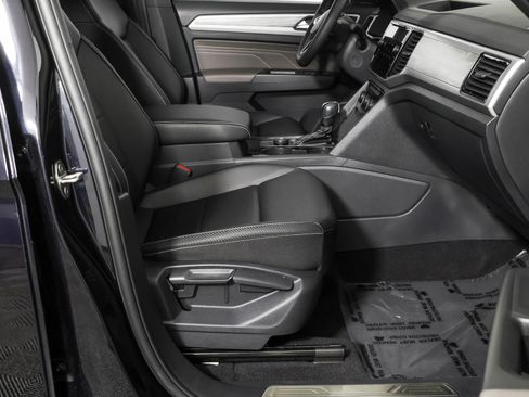 Used 2023 Volkswagen Atlas Cross Sport SE w/ Panoramic Sunroof Package AWD/4WD image 45