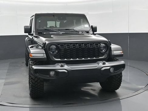 Used 2024 Jeep Gladiator Sport AWD/4WD image 33