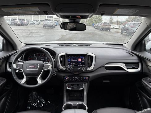 Used 2024 GMC Terrain SLT AWD/4WD image 36