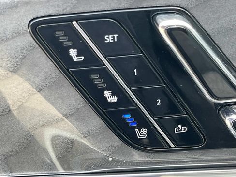 Used 2025 Cadillac Escalade IQ Sport 1 w/ Smart Trailering package AWD/4WD image 32