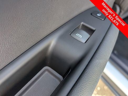 Used 2019 Chevrolet Blazer Premier w/ Sun and Wheels Package image 11