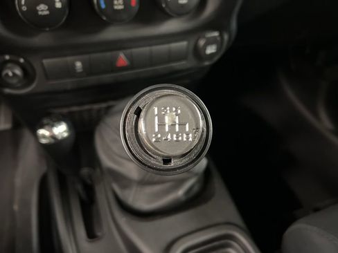 Used 2011 Jeep Wrangler Sport image 12