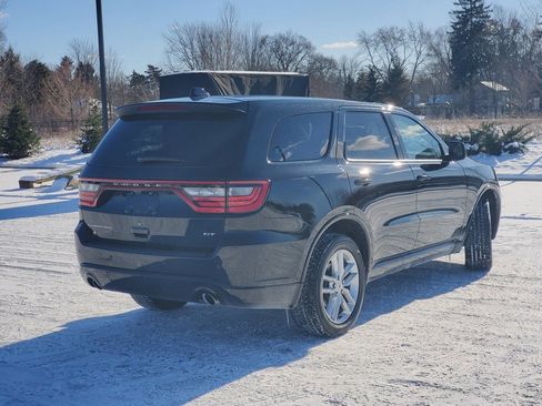 Used 2023 Dodge Durango GT image 2