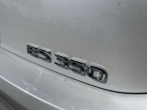Used 2024 Lexus ES 350 350 w/ Accessory Package (Z1) image 32