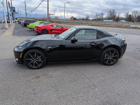 New 2025 MAZDA MX-5 Miata RF Grand Touring w/ Appearance Package image 4