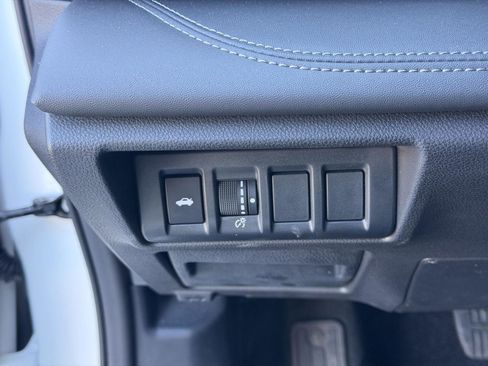 Used 2023 Subaru Legacy Limited image 21