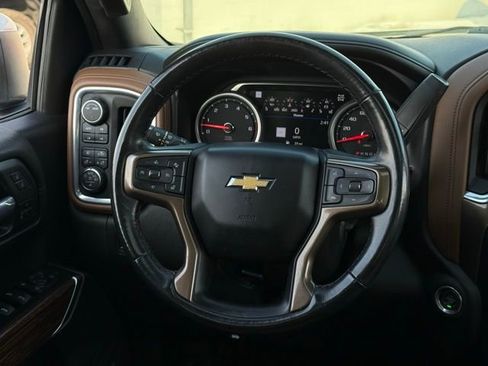 Used 2021 Chevrolet Silverado 1500 High Country image 8