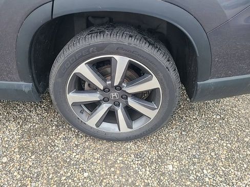 Used 2024 Honda Pilot Elite image 9