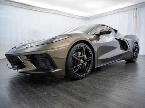 Used 2020 Chevrolet Corvette Stingray Coupe w/ 1LT RWD image 23