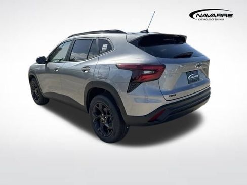 New 2026 Chevrolet Trax LT w/ Driver Confidence Package FWD image 6
