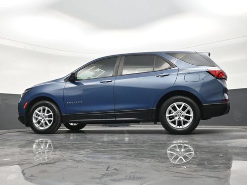 Used 2024 Chevrolet Equinox LS FWD image 21