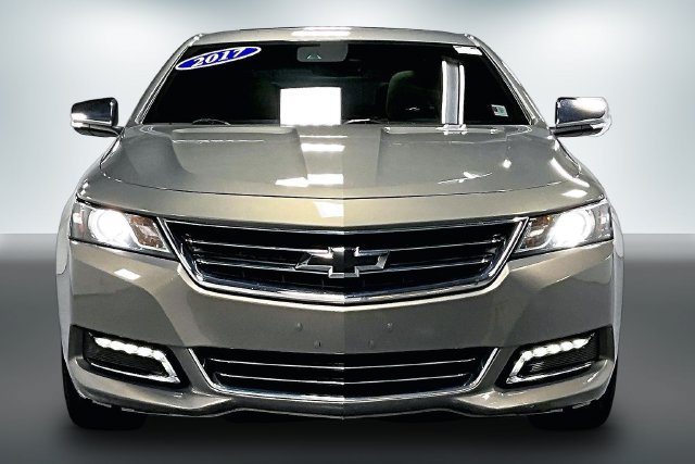 Used 2017 Chevrolet Impala Premier w/ Enhanced Convenience Package FWD image 2