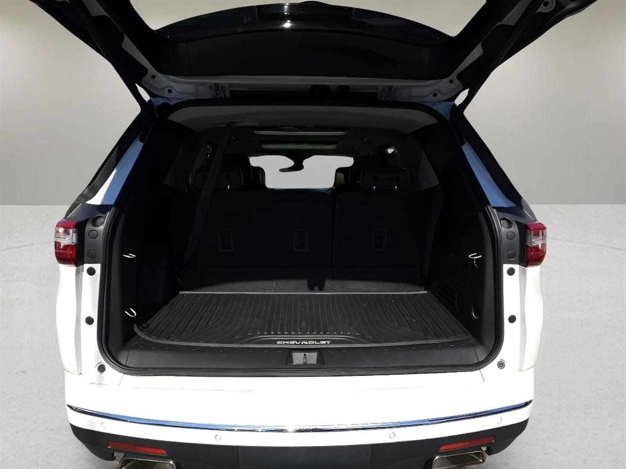 Used 2018 Chevrolet Traverse High Country AWD/4WD image 28