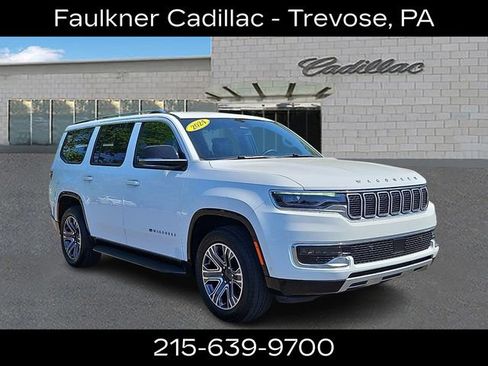 Used 2024 Jeep Wagoneer Series II w/ Flexible Seating Group AWD/4WD image 3