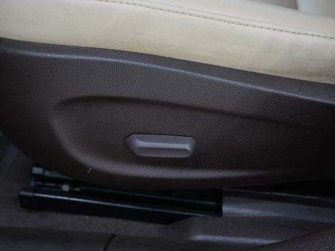 Used 2014 Chevrolet Cruze LT w/ Sun, Sound and Sport Package FWD image 21