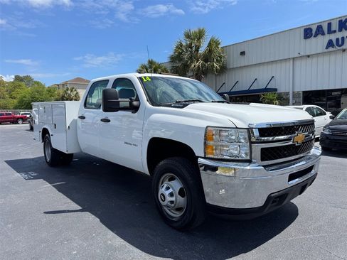 Used 2014 Chevrolet Silverado 3500 W/T image 2